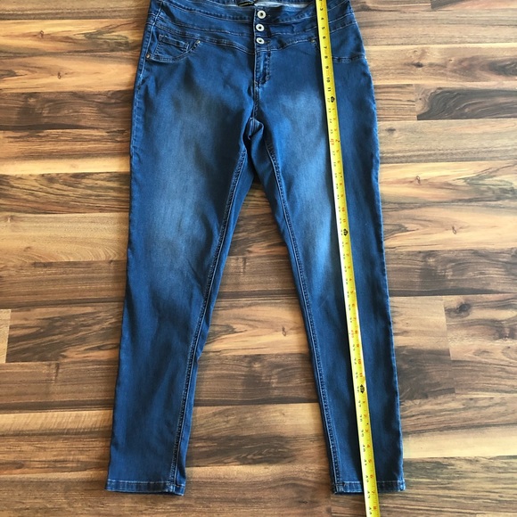 Rue21 high waist jeans - Picture 3 of 5